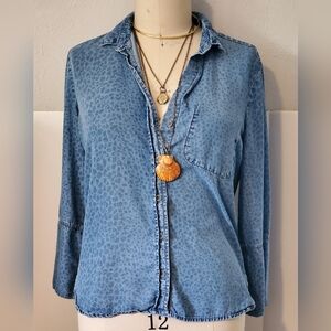Bella Dahl Blue Tencel Animal Print Long Sleeve Button Down Shirt MED